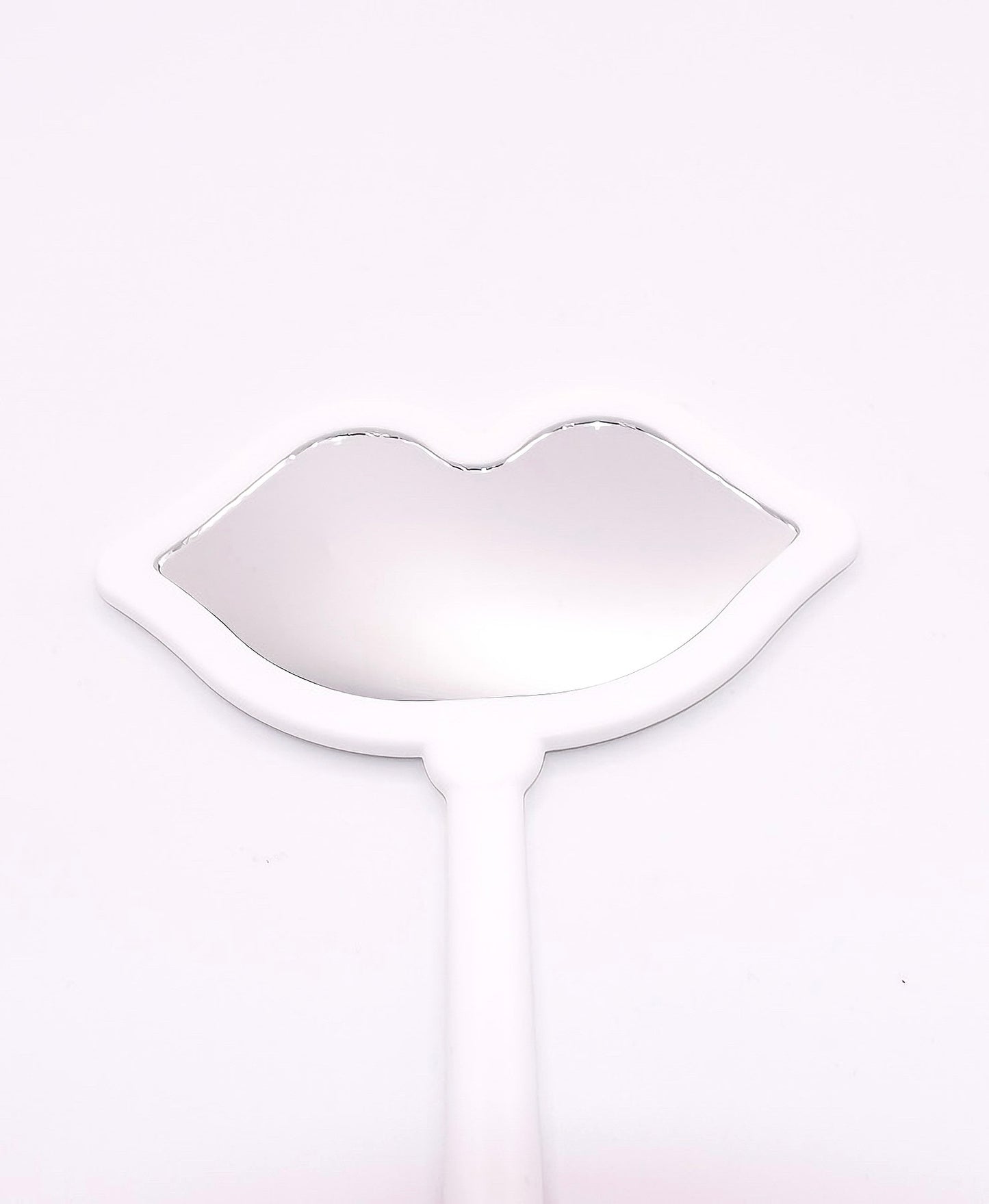 LIPPIE MIRROR