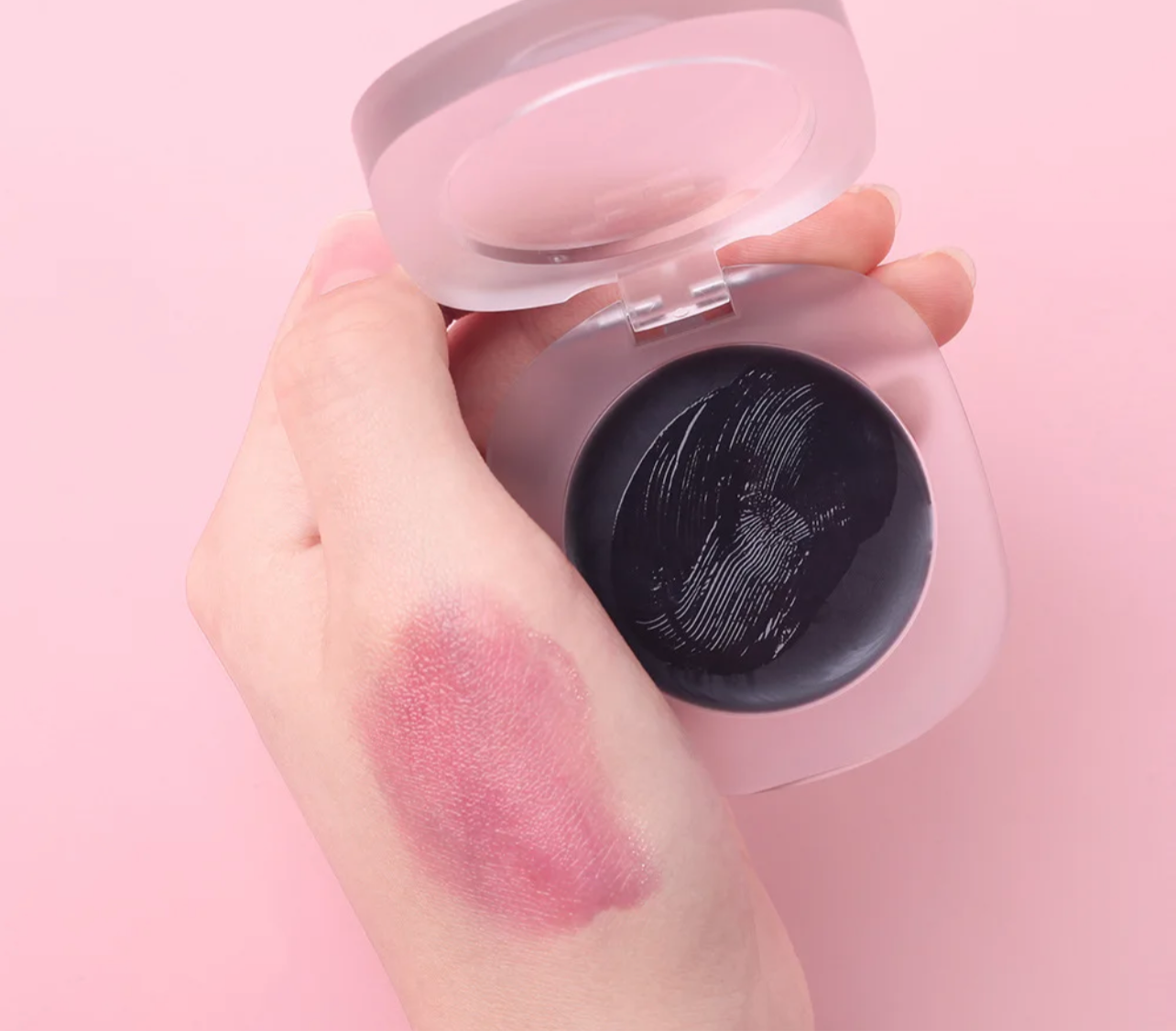 BLACK COLOR CHANGING BLUSH BALM